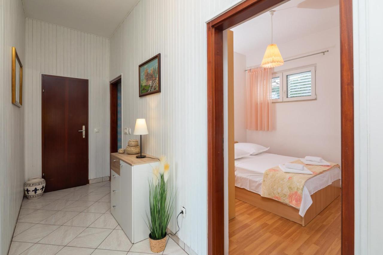 Deja Blue Apartment Jesenice (Split-Dalmatia) Exterior foto